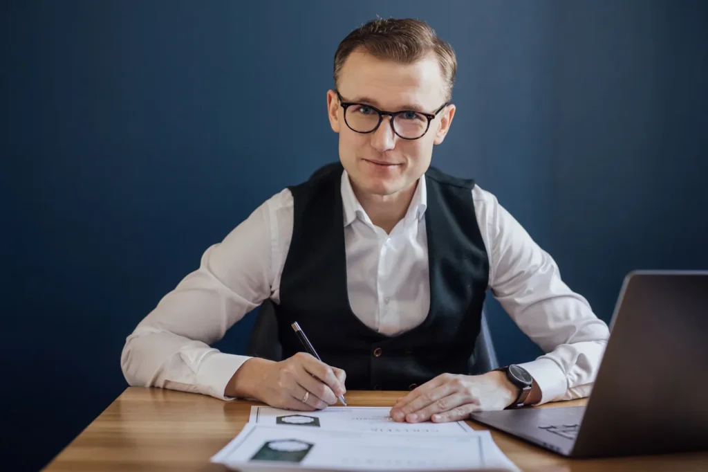 fotografia-biznesowa-mężczyzna-work