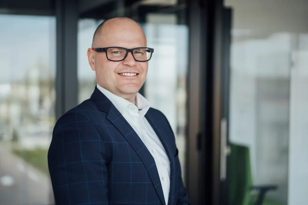 sesja biznesowa-firma-portret-mężczyzna