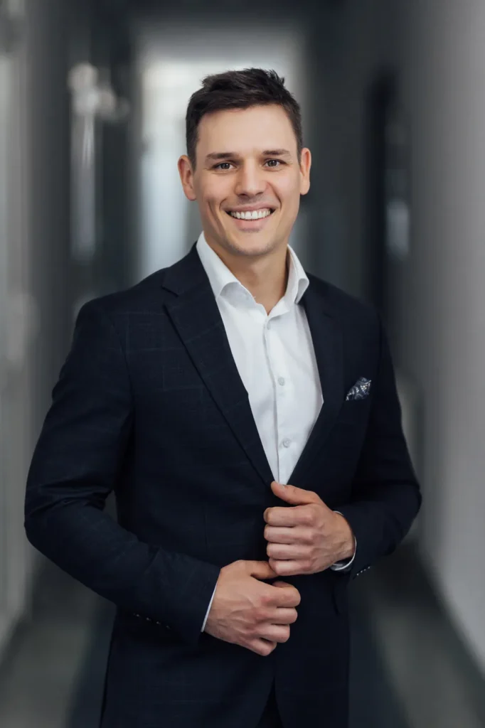 zdjecie-biznesowe-portret-mężczyzna